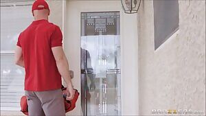 Horny Kendra Lust sucks Pizza Man`s big dick