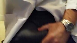 Horny at work. My🍌be your💉