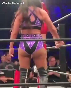 Tenille Dashwood