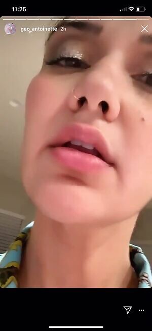 just wanna buss all over her lips