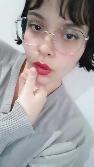 Sunday Morning and I'm horny~ let's have fun on today! Lots of options for  ! Or just make me all yours with a ♡