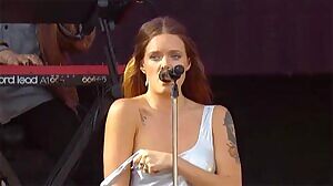 Tove Lo at a concert