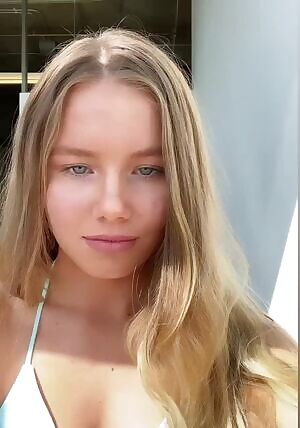 Monica Corgan. She's so ugly, how the fuck is she a model OH MY GOD look at that ass!