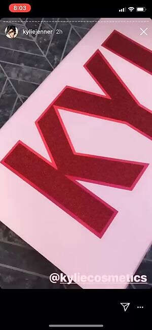 How I view Kylies Instagram story