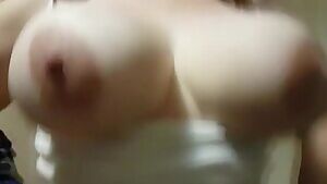 Play with my natural bouncy boobs