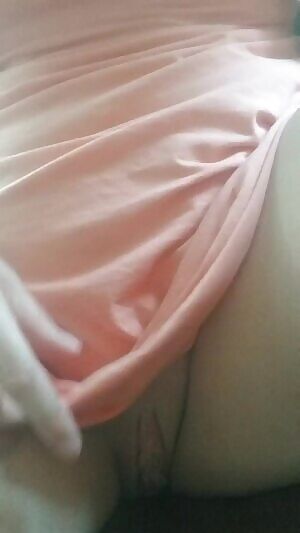 Summer is here in full force. i hope i'm dressed appropriately for dinner out with friends.