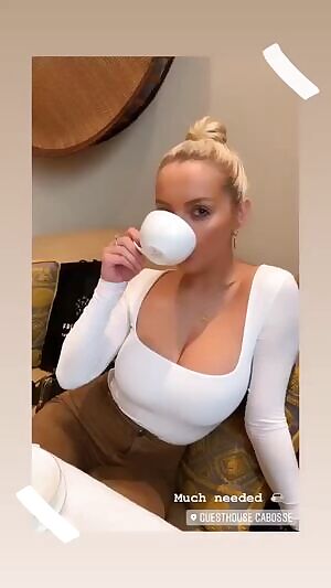 Some classy cleavage