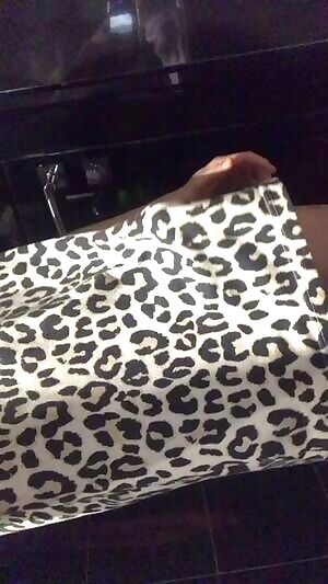 Reddit hasn’t seen my dick. But wait the time has cum😉