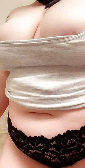 tank tops 🤍