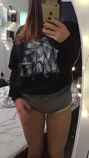 19 Wanna have some fun with me? add my SC:spanklola7