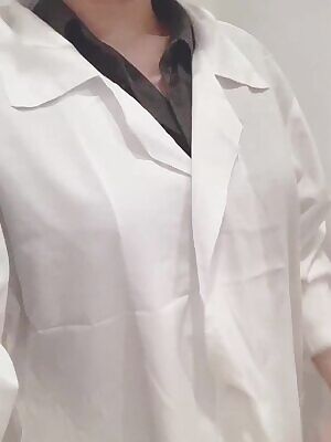 Killing time at work. Let me be your lab assistant. I’ll help you with data collection, and I’ll let you feel me up when you’re stressed