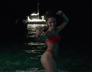 Lola Le Lenn - One Wild Moment