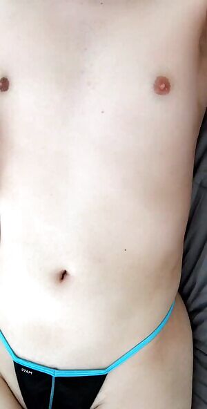 Play with my nipples 😛