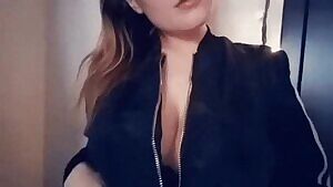 Cute Reveal, Jiggle and Smile