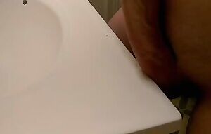 Dropping this heavy cock.