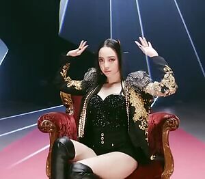 GOO HARA - Midnight Queen + Photos in comments.