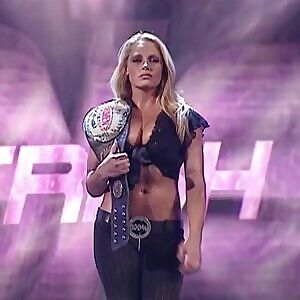 Trish Stratus