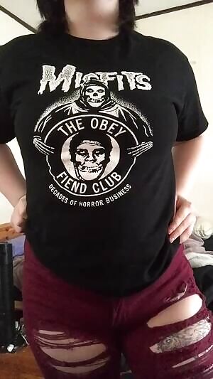 Shit! I dropped something! 🍍