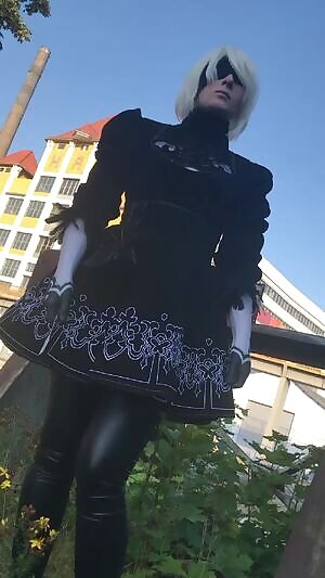 2B tease~