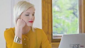 Jenny Always Screws Up Her Computer