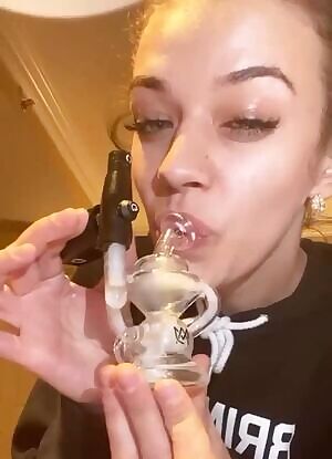 Sweet 🌱Beautiful 🌺Puffss💋