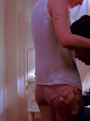 Natalie Portman’s Bare Ass