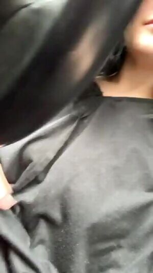 It’s that time to sit in the pickup line ✨💁🏻‍♀️