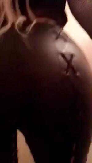 Kylie Jenner ass dance