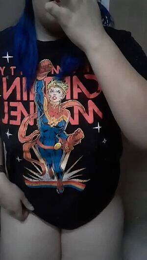 Nerdy girl titty drop