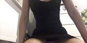 been so lazy, but just thinking about sucking on a cock watching it get hard in my mouth would make me laugh rn