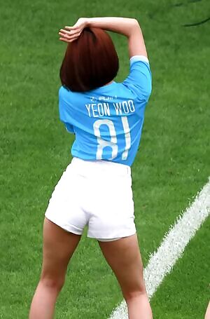 Ex-Momoland - Yeonwoo