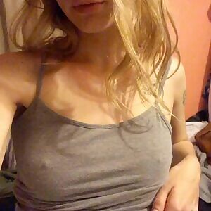 I’m so obsessed with my tits