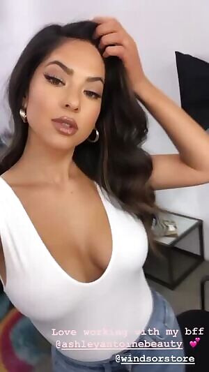 Christen Harper