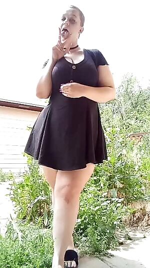 It's too hot out for hair 🖤