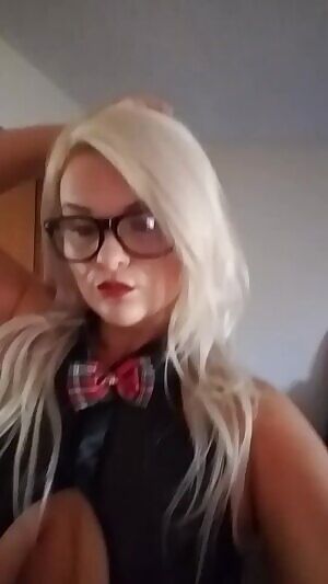 Who said I can’t make straight a’s 😹📕📕