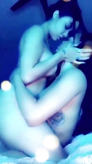 Night smooches