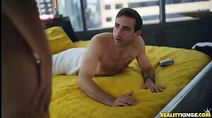 La Sirena Massage With Tricks - Bignaturals