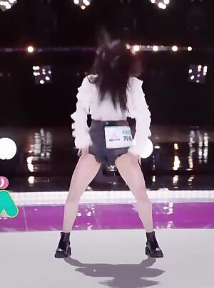 gugudan - Sally
