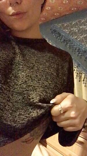 Trying again! still nervous. first gif, hopeully! 🙈