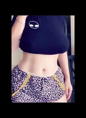 Alien titty drop 🚀