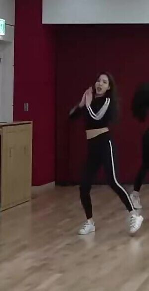 Twice - Nayeon