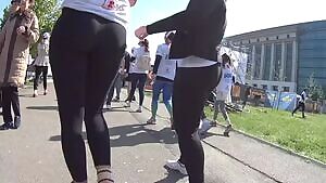 Booty in Leggins during Color Run