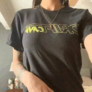 gifs are un, right?