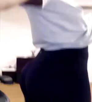 Back From Yoga I Think The Guys Were Wondering What was Underneath 😊