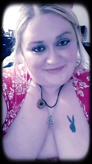 Too busy to post lately! Getting ready to suck his cock!😍