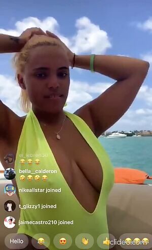 Stacked Latina