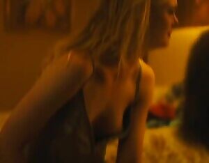 I love Elle's tits