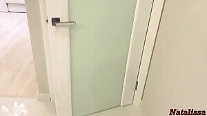 Creampie Queen Gets An Extremely Huge Load Inside Her Pussy