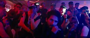 Kiara Advani's ass is phenomenal