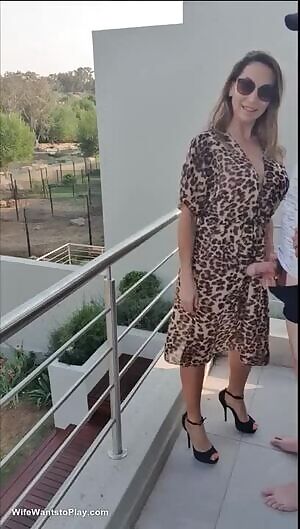 Hot MILF